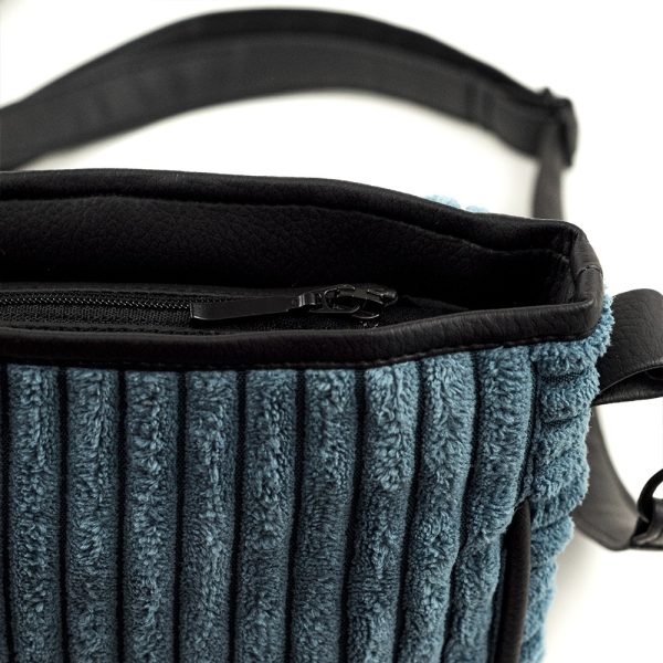 Torebka sztruksowa listonoszka dziecieca damska uniweralna morski blekit flap bag deep ocean blue uni age Shellbag (4)