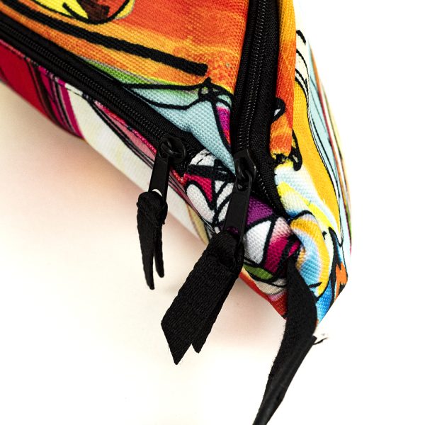 nerka-saszetka-biodrowa-mlodziezowa-damska-graffitti-kolorowa-hipbag-convex-lost-in-colors-youth-girls-woman-graffiti-shellbag (4)