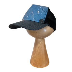 Czapka z daszkiem kosmos